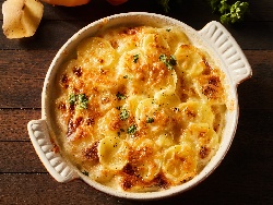 Печени картофи с яйца, галета и сирене по селски на фурна - снимка на рецептата Печени картофи с яйца, галета и сирене по селски на фурна - снимка на рецептата